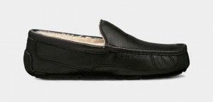 Black Ugg Ascot Leather Men Slippers | 041835-YMI