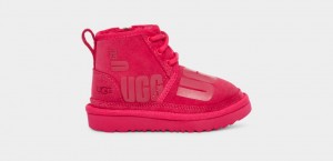 Red Ugg Neumel II Scatter Graphic Kids' Boots | 938205-SVD