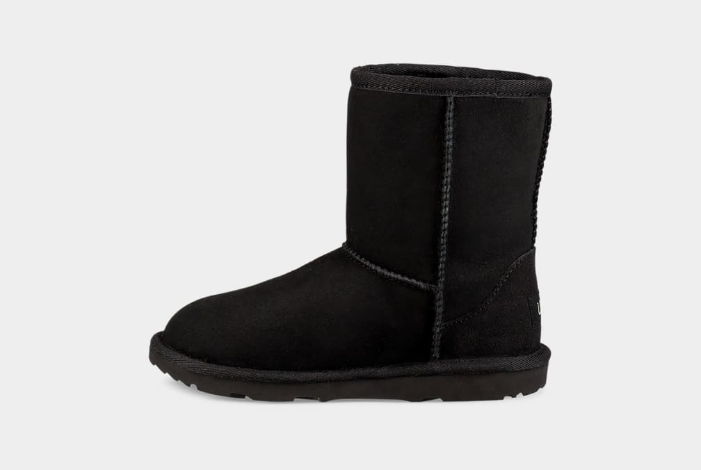 Black Ugg Classic II Kids' Boots | 635201-WZV