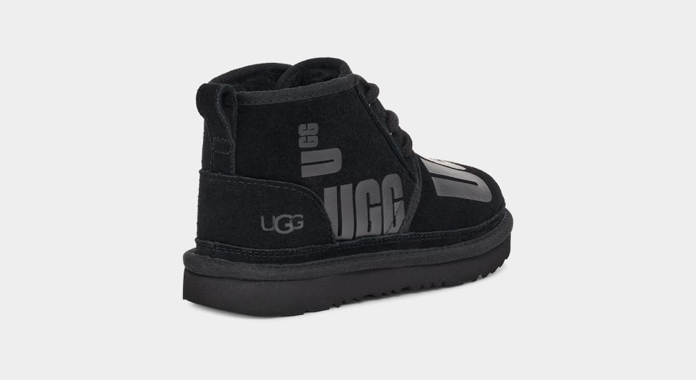 Black Ugg Neumel II Scatter Graphic Kids' Boots | 534971-IXW