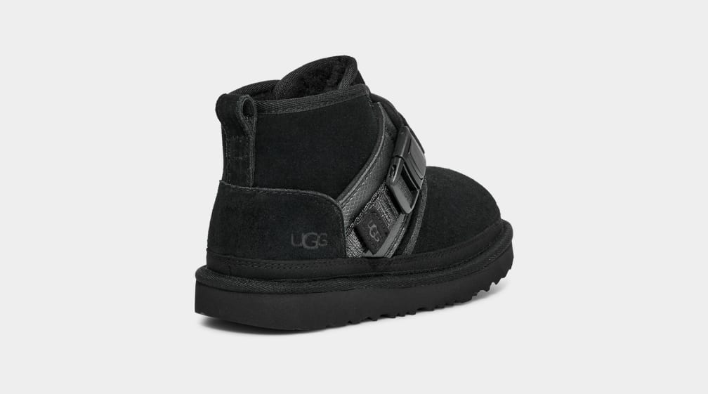 Black Ugg Neumel Snapback Kids' Boots | 549827-ZHF