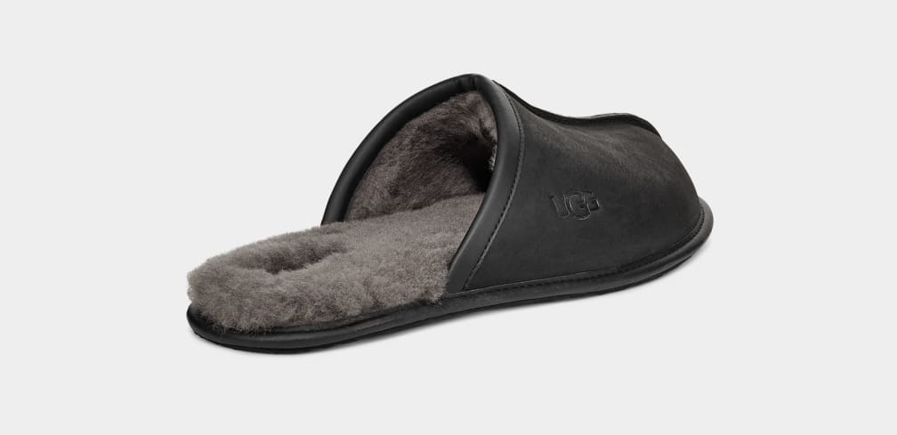 Black Ugg Scuff Leather Men Slippers | 427895-RYP