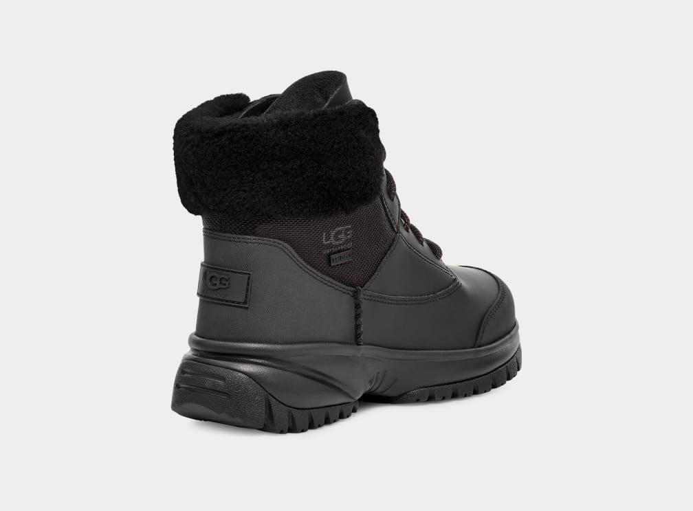 Black Ugg Yose Fluff V2 Women Boots | 015483-KZT