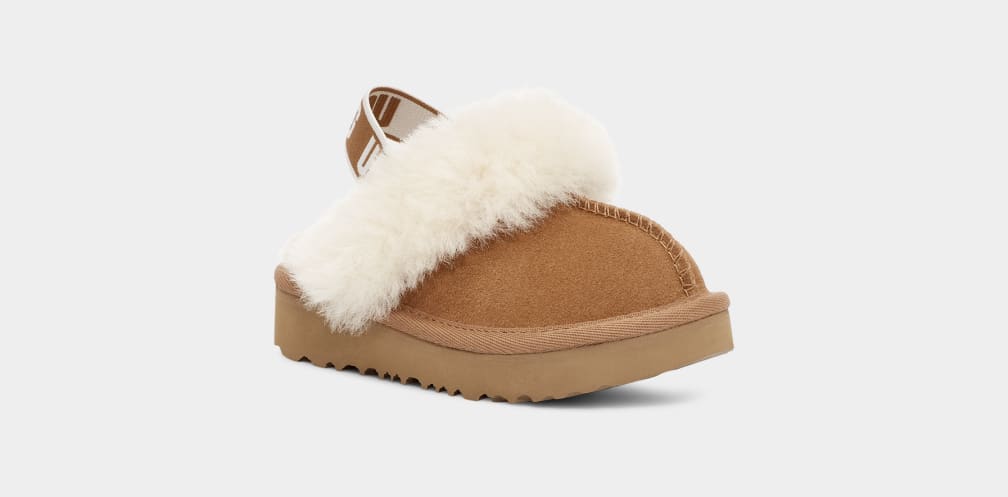 Brown Ugg Funkette Kids' Slippers | 274381-WOY