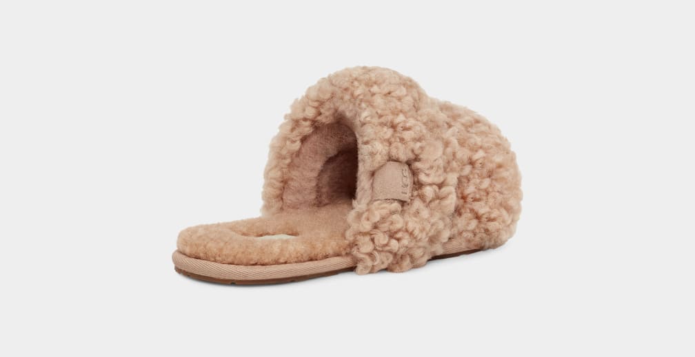 Brown Ugg Maxi Curly Scuffetta Women Slippers | 589417-VDQ