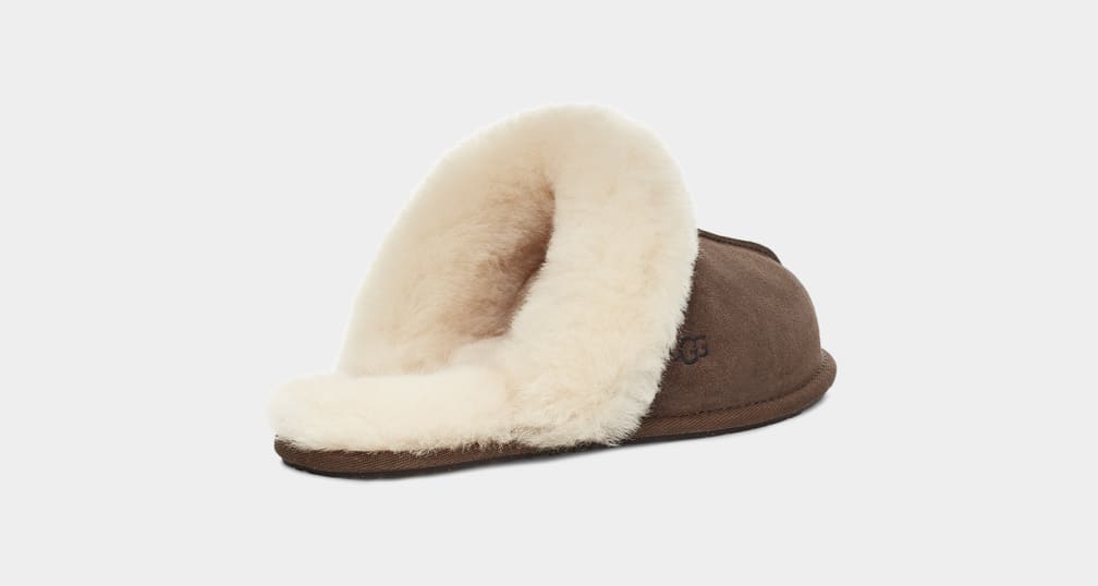 Brown Ugg Scuffette II Women Slippers | 608924-TRV