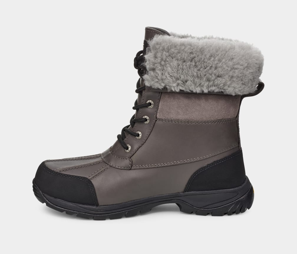 Grey Ugg Butte Men Boots | 907143-KYP