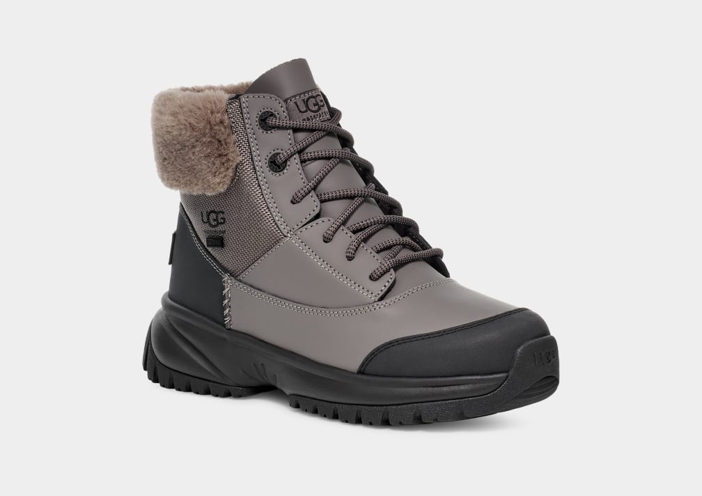 Grey Ugg Yose Fluff V2 Women Boots | 830741-OIP