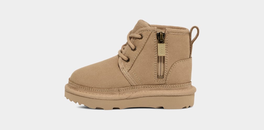 Mustard Ugg Neumel II Kids' Boots | 603481-UOK