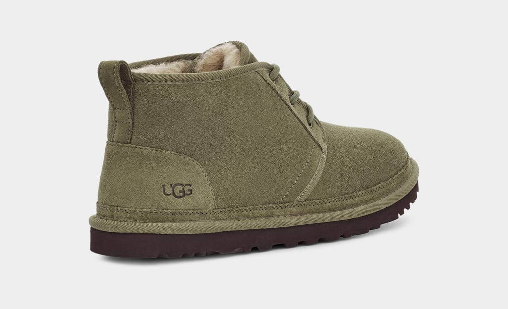 Olive Ugg Neumel Men Boots | 964385-NGO