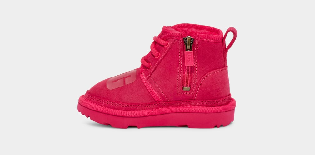 Red Ugg Neumel II Scatter Graphic Kids' Boots | 938205-SVD