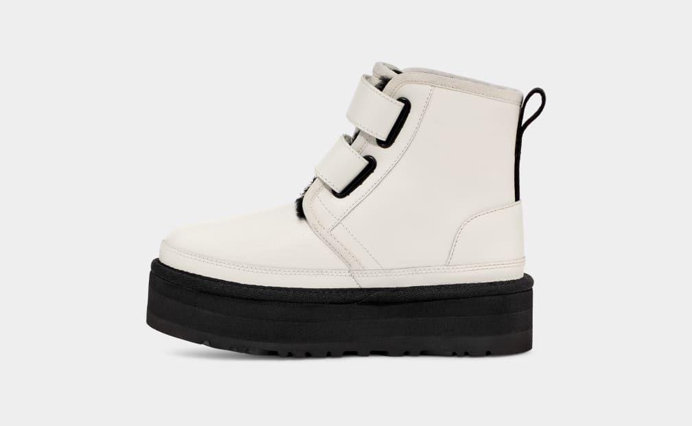 White Ugg Neumel Leather Kids' Boots | 465029-LCR