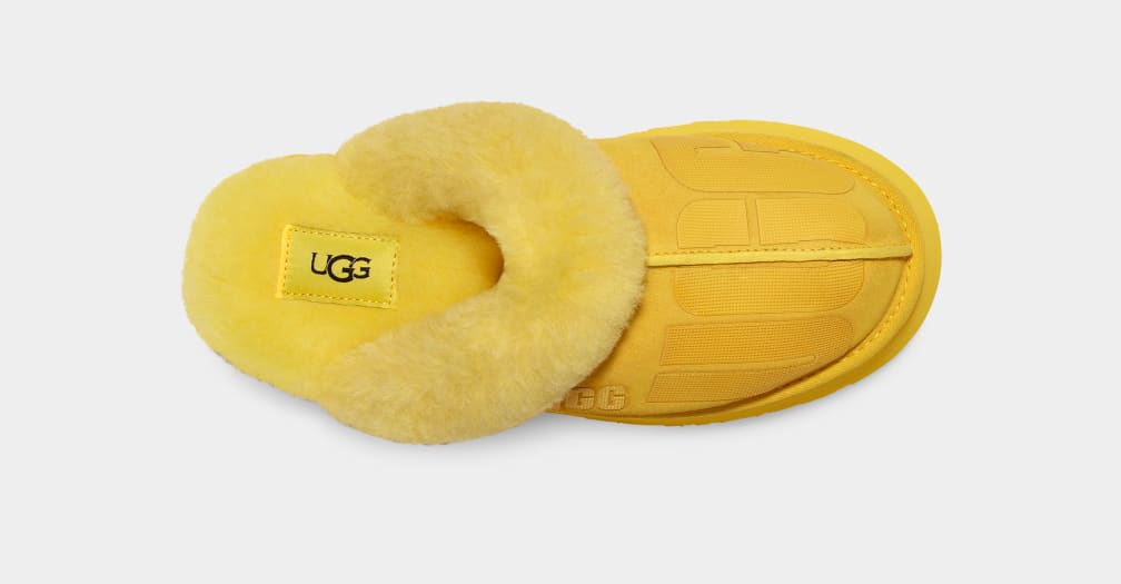 Yellow Ugg Disquette Scatter Graphic Women Slippers | 439816-URK