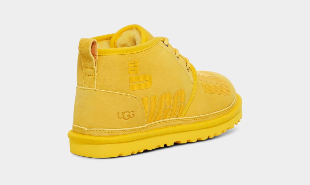 Yellow Ugg Neumel Scatter Graphic Men Boots | 715842-RLZ